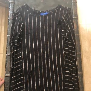 Black short sleeved blouse